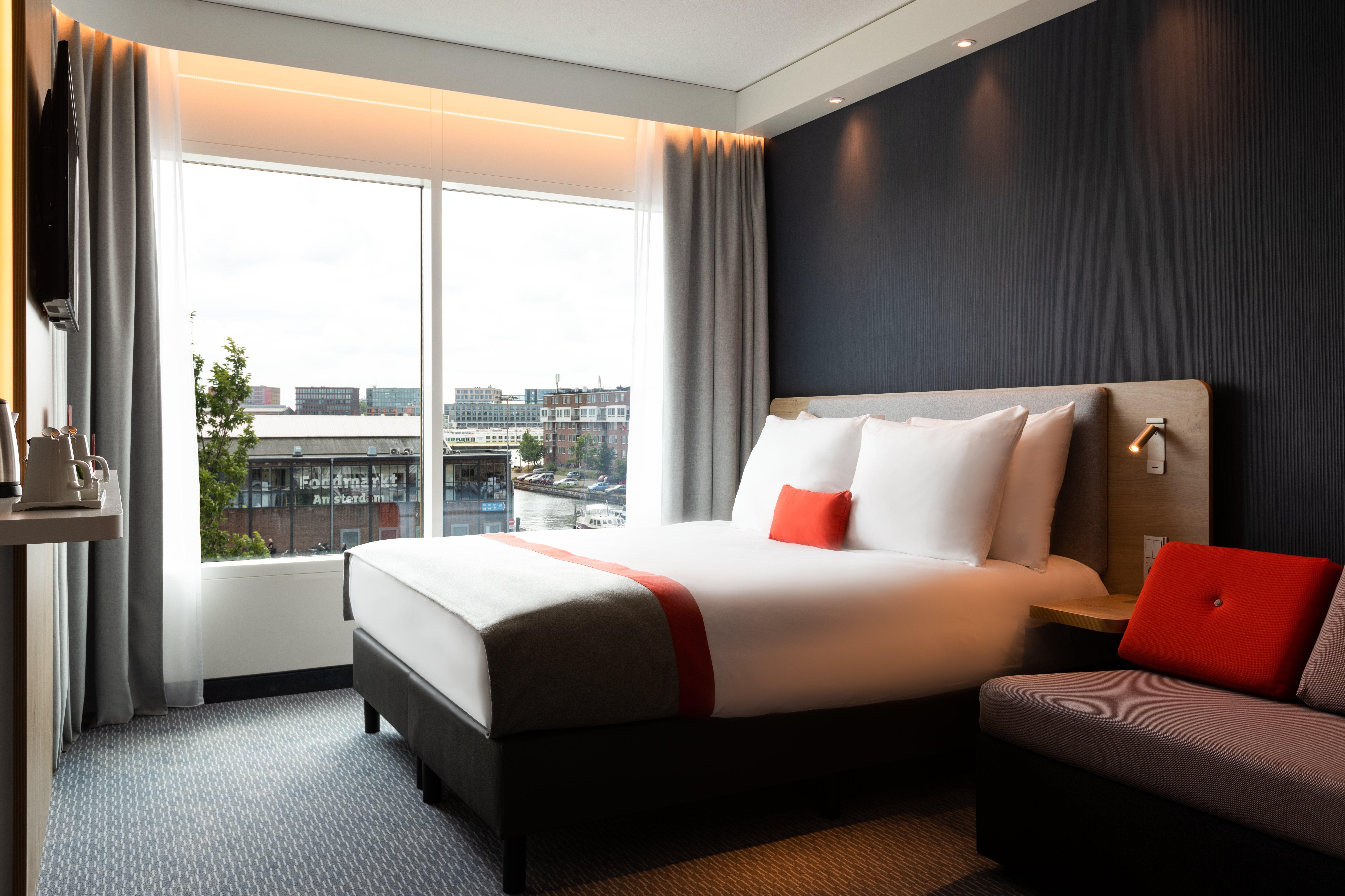 Holiday Inn Express Amsterdam - North Riverside By Ihg Buitenkant foto